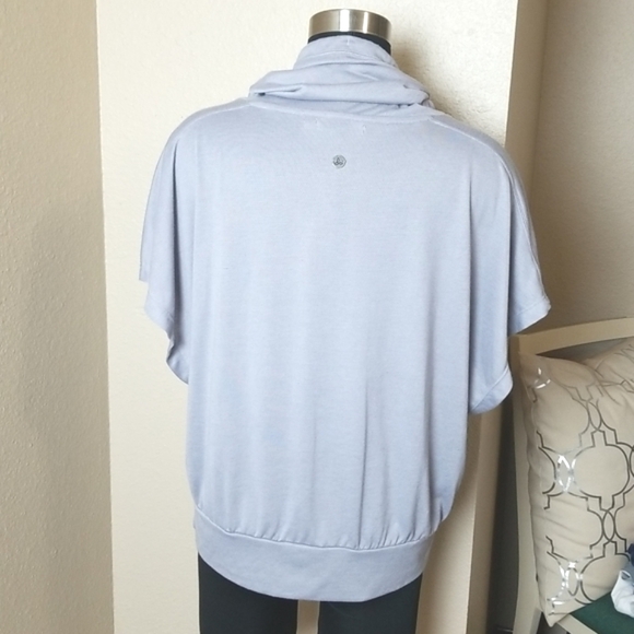 Prana Gray Cowl Neck Open Side Short Sleeve Top - Picture 5 of 7